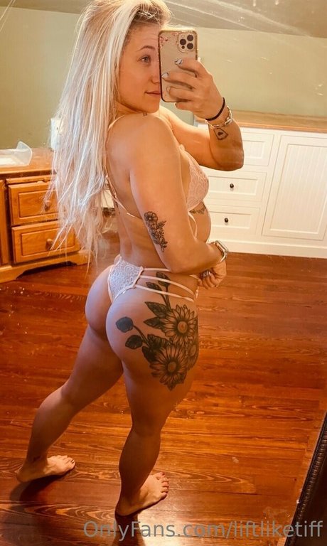 Liftliketiff Nackt auf OnlyFans