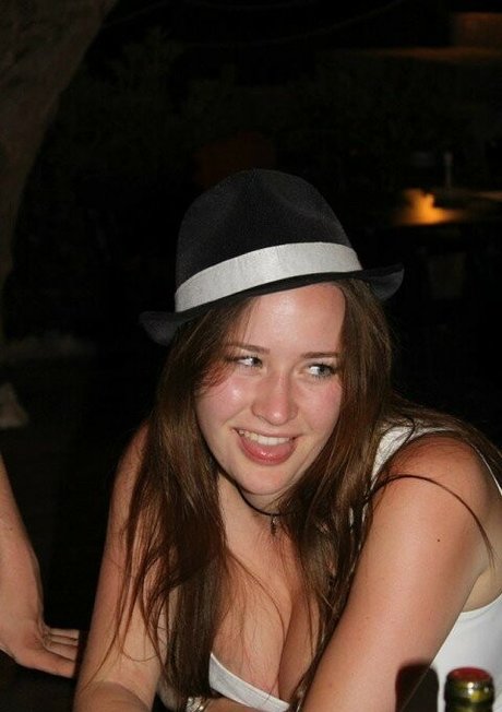 Maton Twins Strip OnlyFans