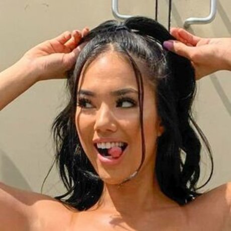 Ahvzz OnlyFans Model Bilder