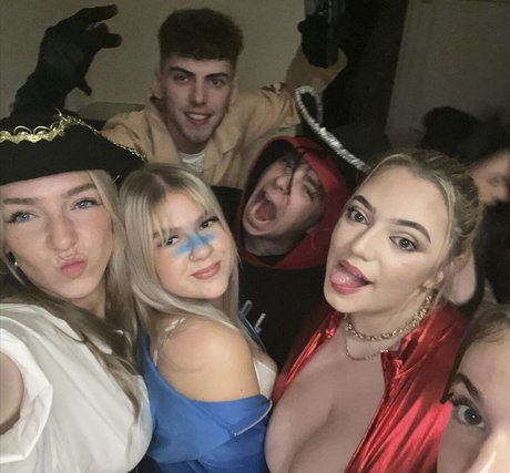 Hollie H OnlyFans-Pornos