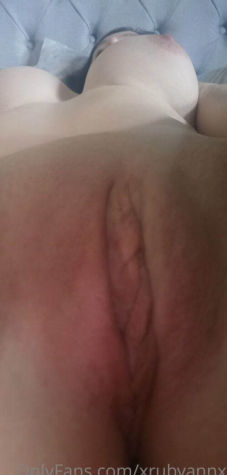 xrubyannx Nacktporno OnlyFans