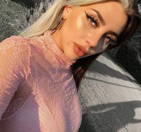 Vai Monroe Kostenlose OnlyFans-Inhalte