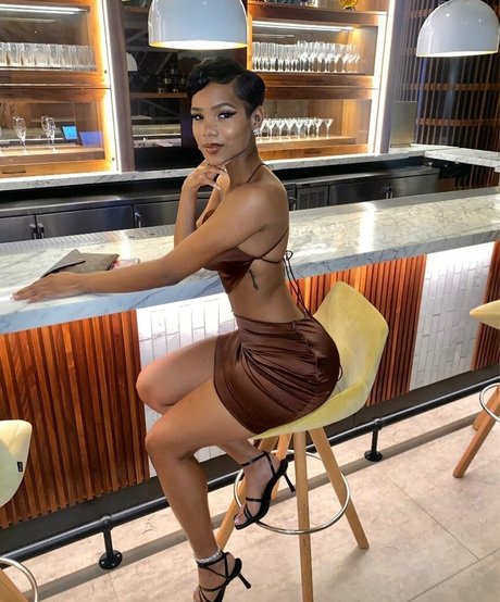 Nia no long Nacktbilder-Leaks von OnlyFans