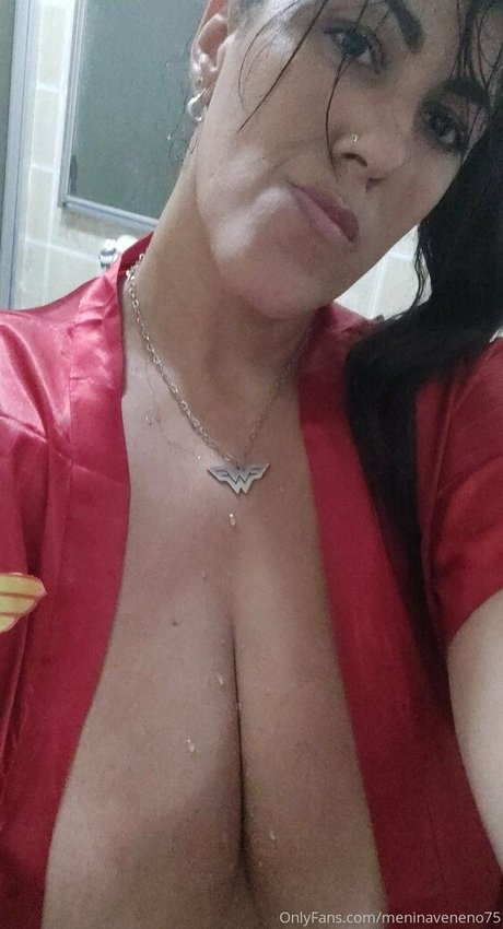 meninaveneno75 OnlyFans Leaked