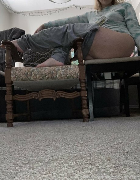 seeceeceefreebie Nacktpornos auf OnlyFans