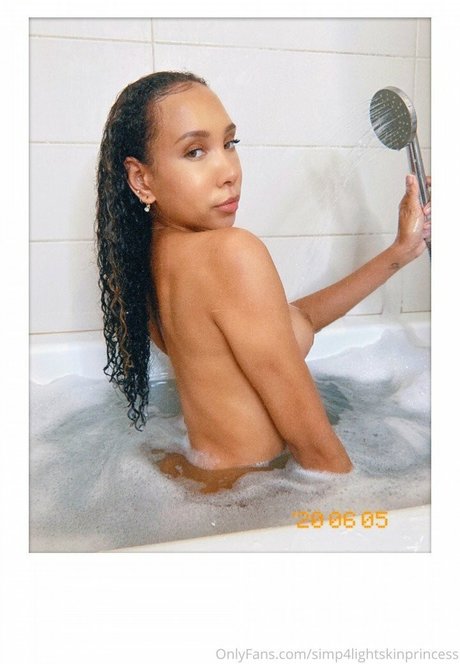 Squiirt Queen OnlyFans öffentliche Fotos OnlyFans