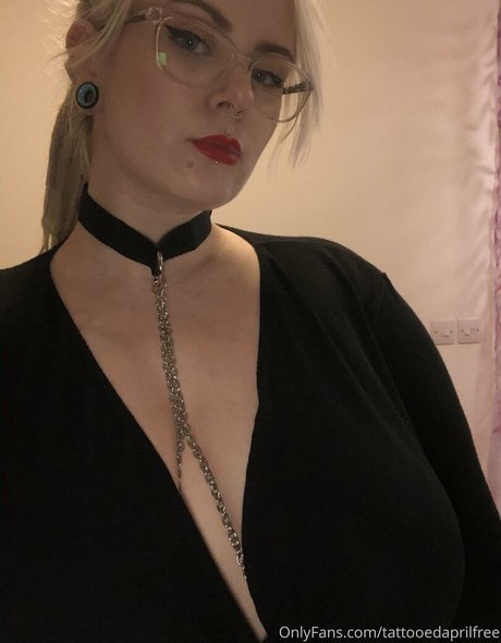 tattooedaprilfree Leaked OnlyFans Porn