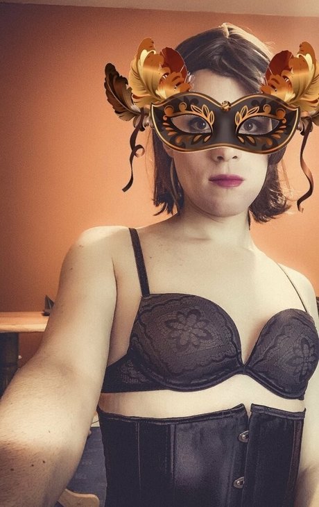 amicrossd Nacktbilder von OnlyFans geleakt