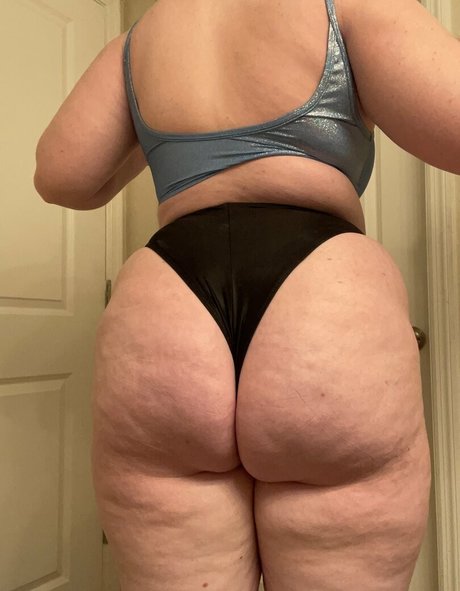 ffabellylover Nackt auf OnlyFans