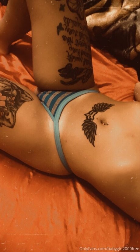 babydoll2000free OnlyFans Star