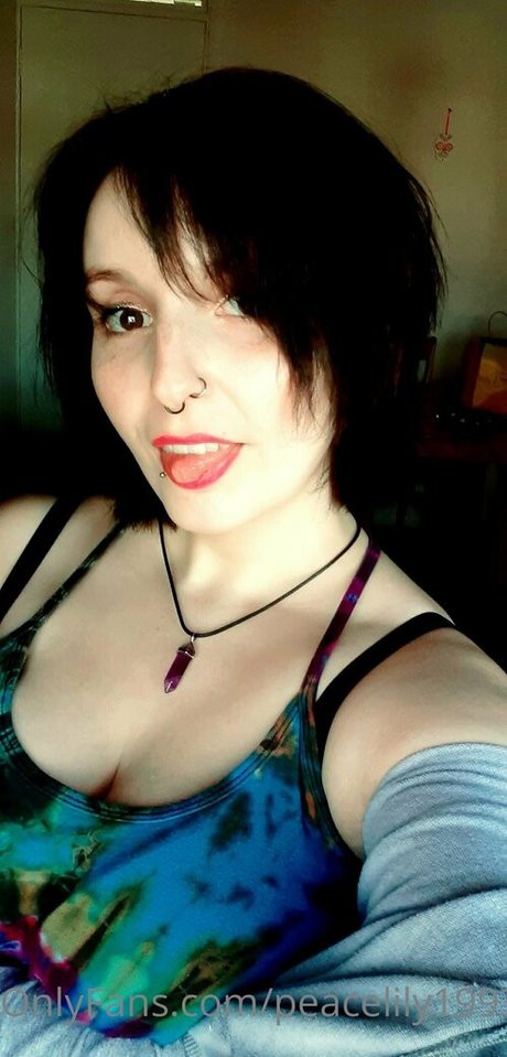 peacelily1993 OnlyFans Sex geleakt