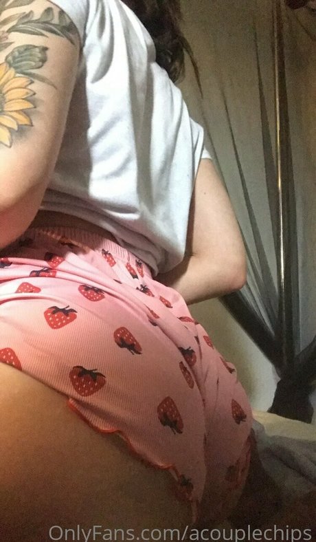 acouplechips OnlyFans Lesbisch