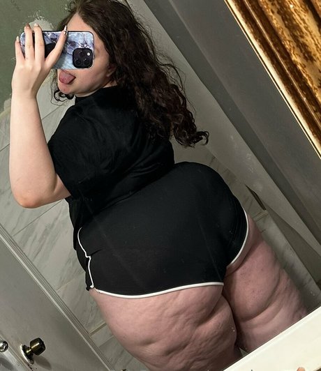 peacchyqueenn OnlyFans Sextape