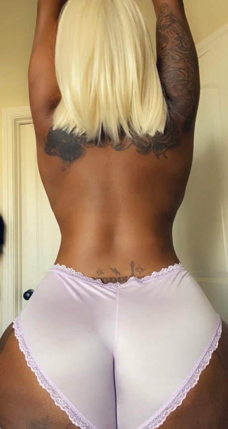 msdamn Titten OnlyFans