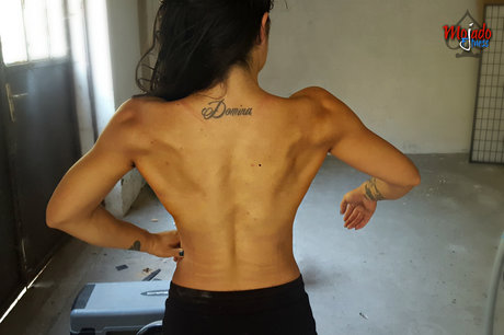 miracuckold NurlyFans-Brüste