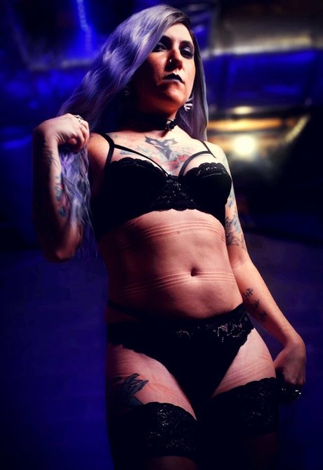 gh05t girl OnlyFans Model Fotos