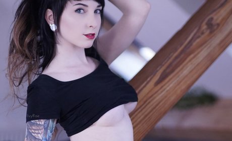 Porcelain pet OnlyFans Model Fotos