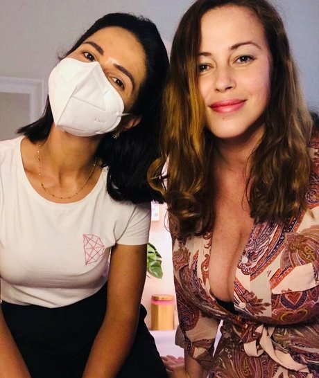 Serena Roberti OnlyFans Striptease