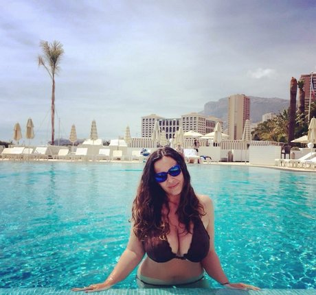 Serena Roberti OnlyFans XXX