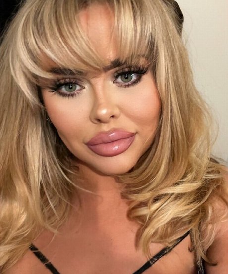 Susannah Elizabeth OnlyFans geleakt