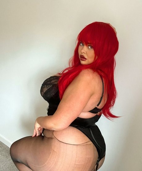 Susannah Elizabeth NSFW OnlyFans