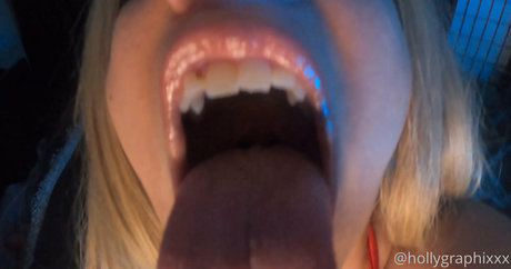 hollygraphixxx OnlyFans Nacktbilder