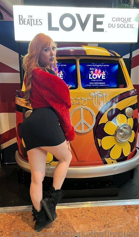 akathefirebush OnlyFans Inhaltstyp