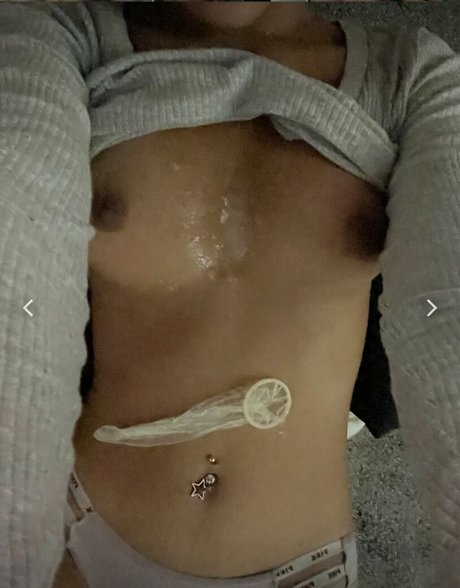 naybaexox Nacktbilder OnlyFans Leak