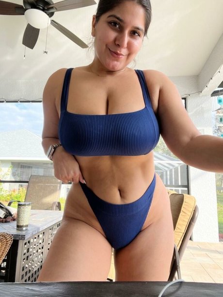 Nikita chikitaa Leaked OnlyFans Bilder