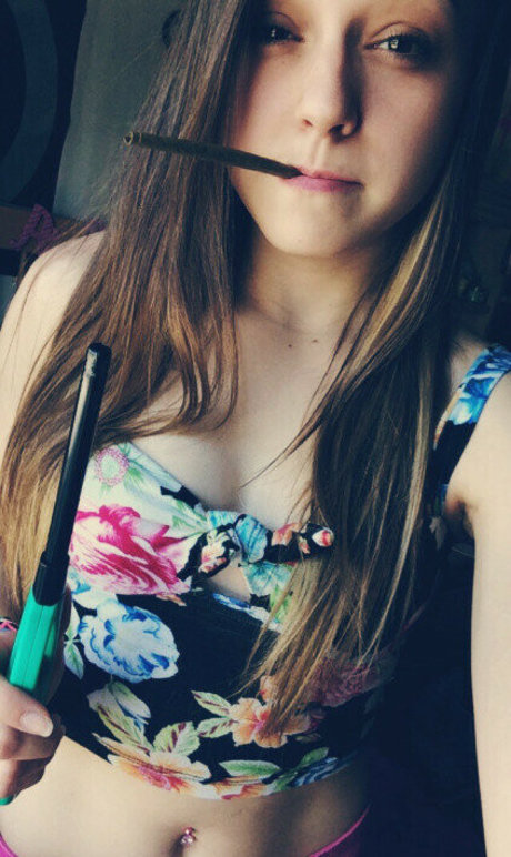 Silenced Hippie Nacktbilder auf OnlyFans