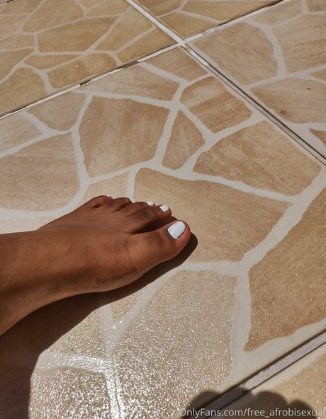 free afrobisexual OnlyFans Nacktfotos