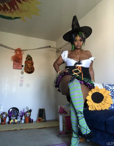 universallovvvve Nacktbilder von OnlyFans