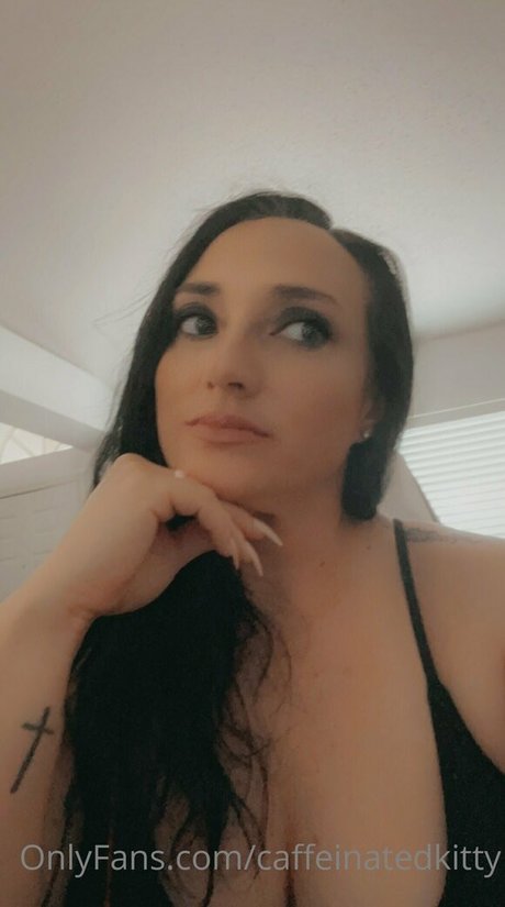 caffeinatedkitty OnlyFans Strip