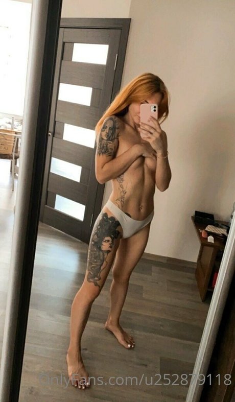 alyson red Oben ohne OnlyFans