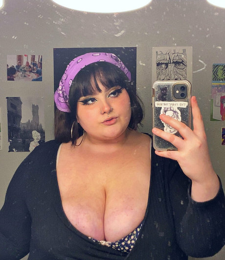 animetiddiezluver OnlyFans Nackt Content