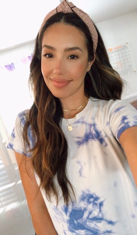 All Bella Neue geleakte OnlyFans-Inhalte