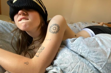 _femalien OnlyFans-Bilder geleakt