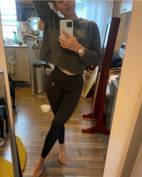 Mariedominique_ OnlyFans Lesbisch