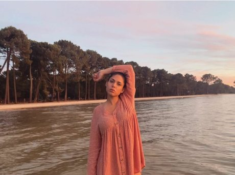 Mariedominique_ Brüste OnlyFans