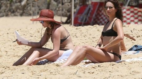 Troian Bellisario OnlyFans Nacktbilder