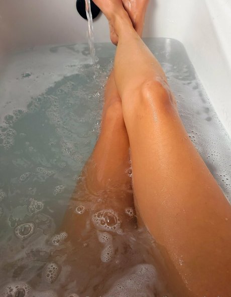 küken mit schwänzen onlyfans schön nackt Teaser