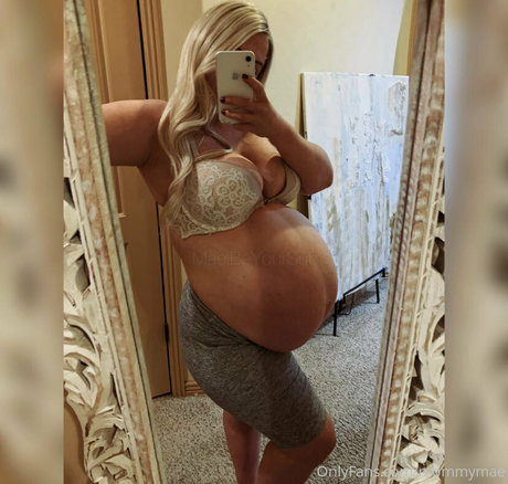 mommymae Leaks von OnlyFans