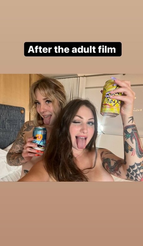 bellablu xxx OnlyFans Nacktfotos