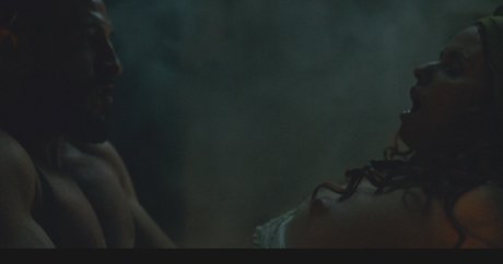 Emily Browning Nacktbilder von OnlyFans geleakt