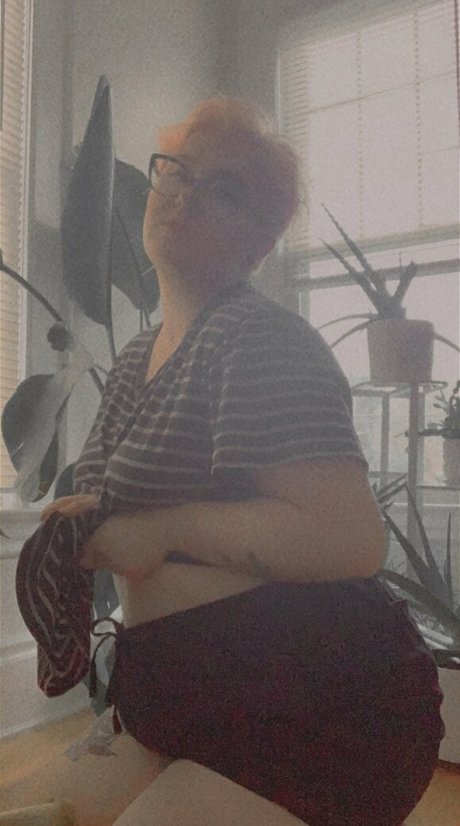 trippy isnt it OnlyFans Archiv