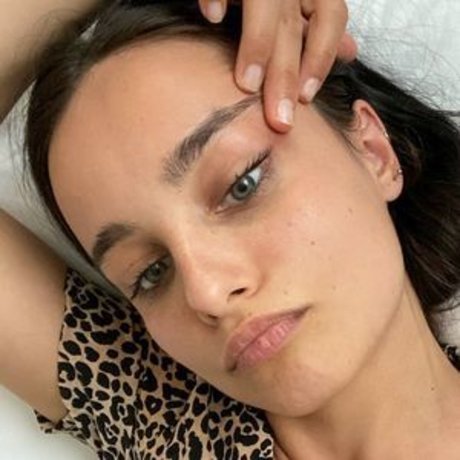 Ruxandra Porojnicu Neues OnlyFans