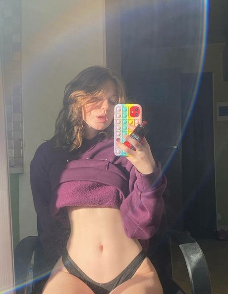 kosha1ne OnlyFans Nacktfotos