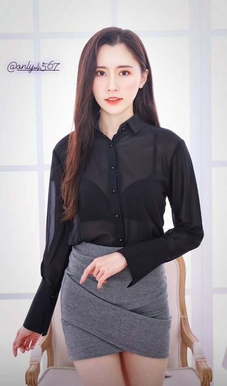 Vanessa Only4567 OnlyFans Inhalte