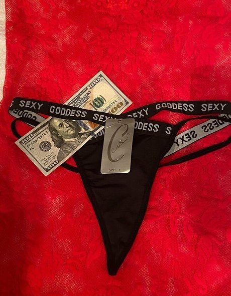 nianaccixxx OnlyFans Archiv