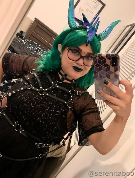 serenitaboo OnlyFans Sex